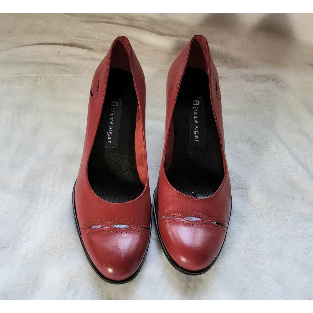 Etienne Aigner red leather cut-out pumps